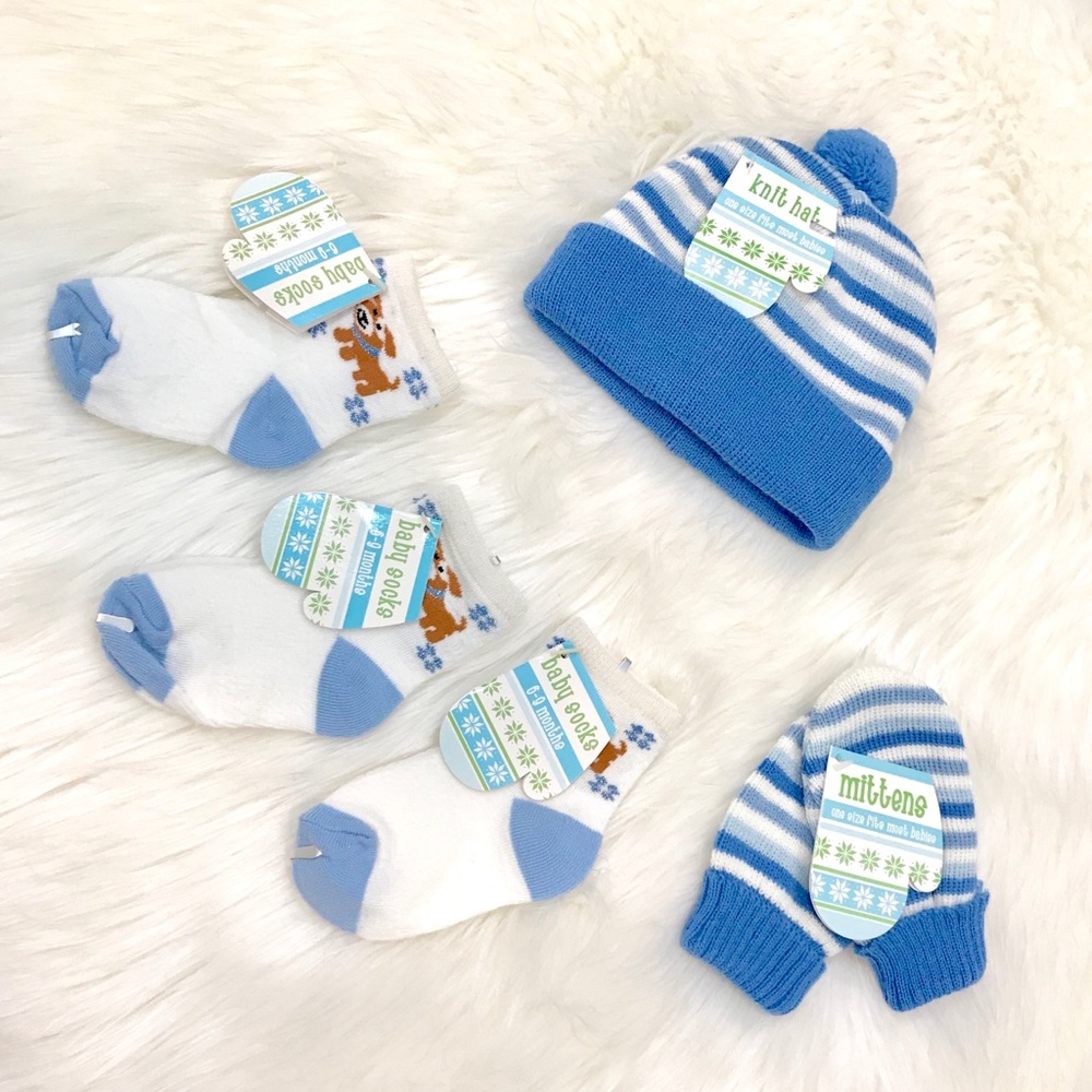 BABY HAT MITTEN SET